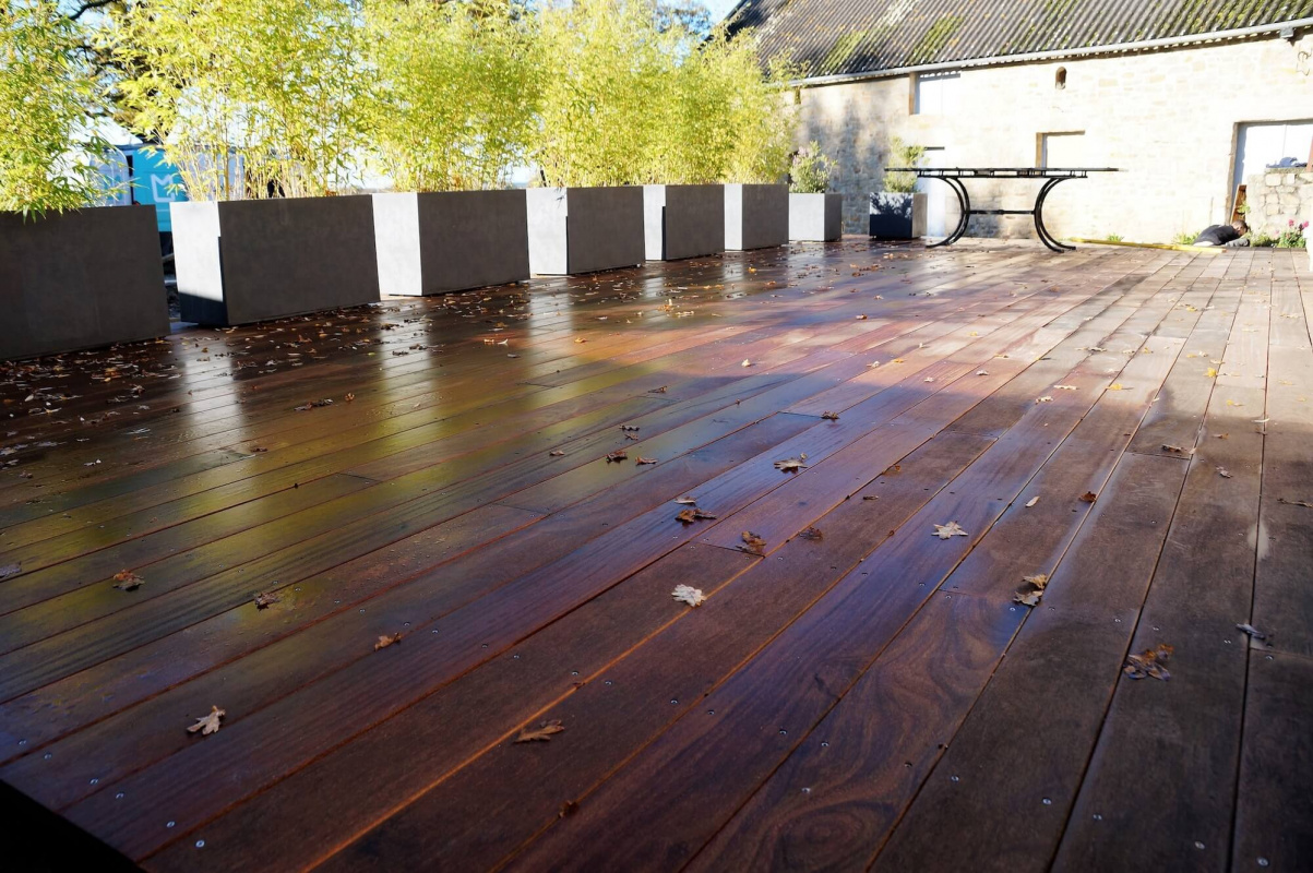 Ancienne terrasse en bois